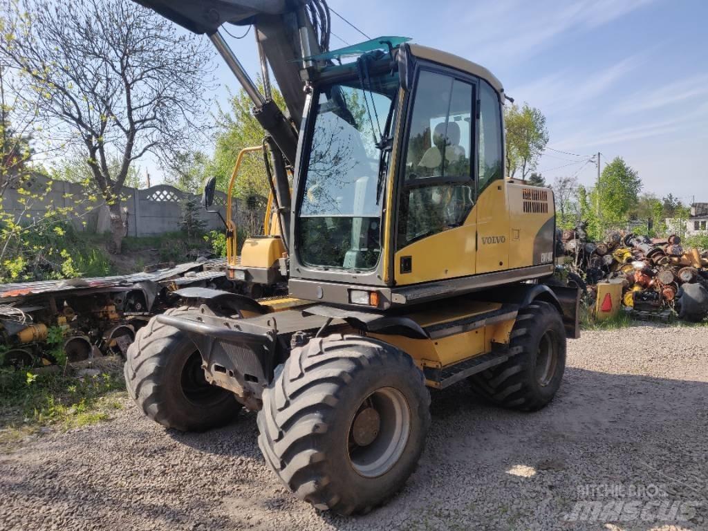 Volvo EW 140 C Pyöräkaivukoneet