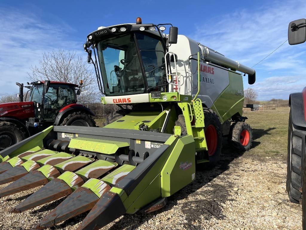 CLAAS Tucano 440 Leikkuupuimurit