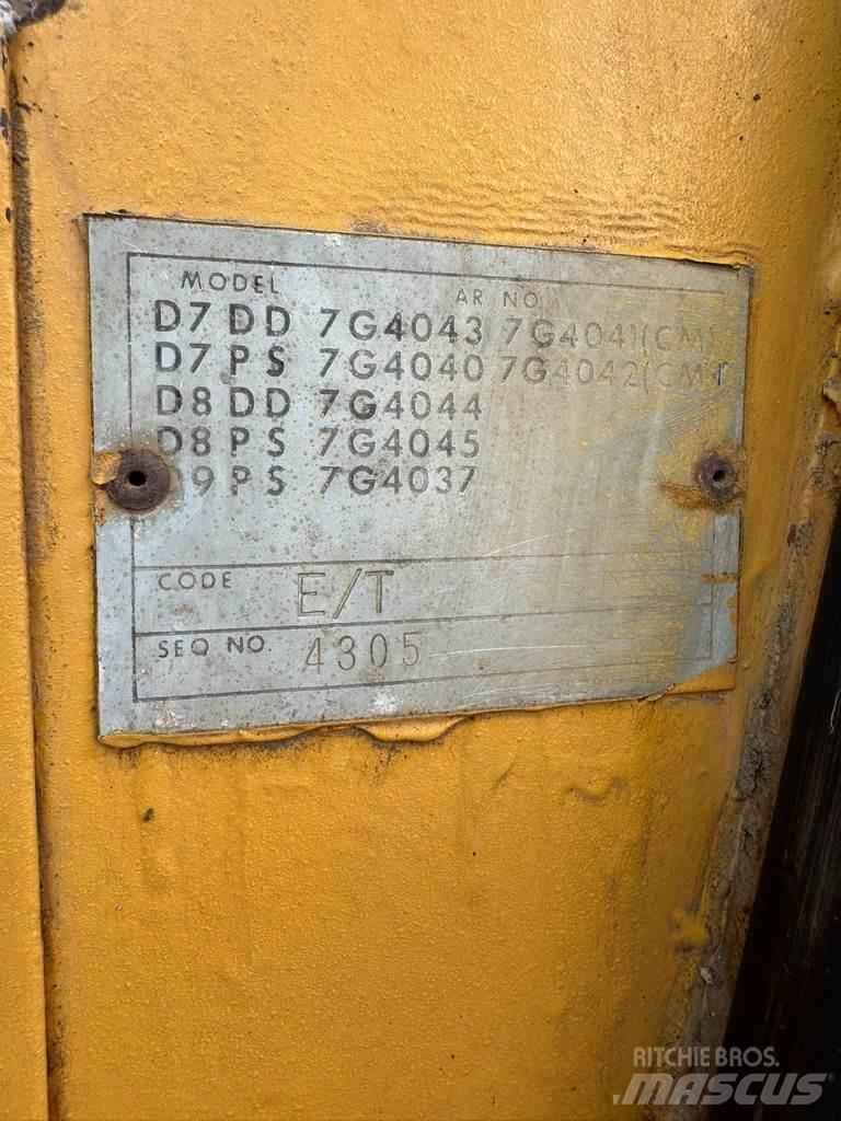 CAT D9H Telaketjupuskutraktorit