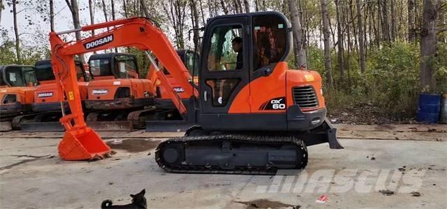 Doosan dx60 Telakaivukoneet