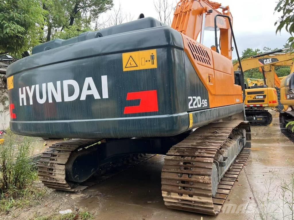 Hyundai 220 LC-9S Telakaivukoneet