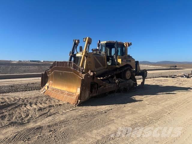 CAT D 8 T Telaketjupuskutraktorit