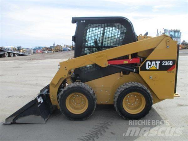 CAT 236 D Liukuohjatut kuormaajat