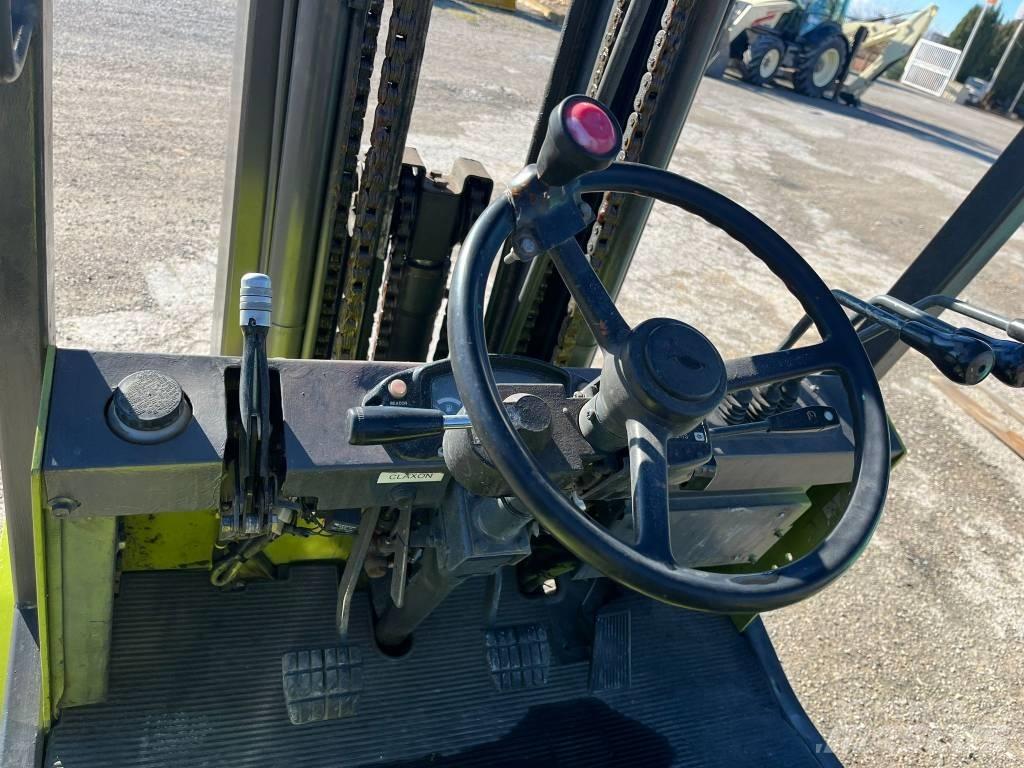 Clark CMP25D Muut haarukkatrukit