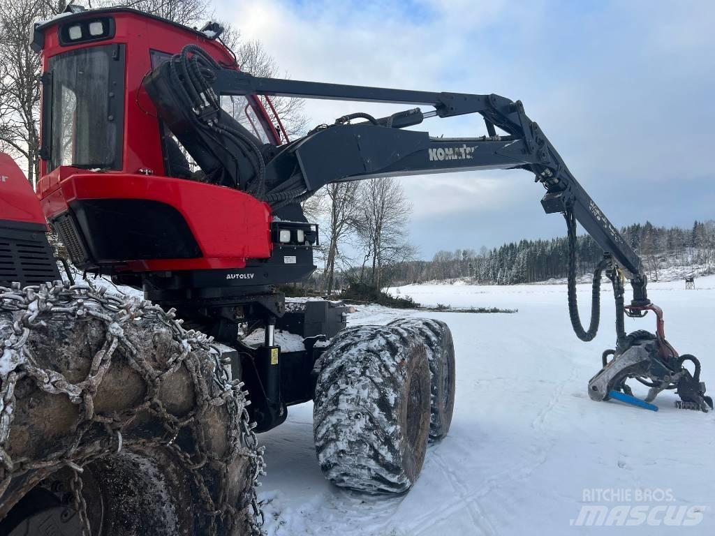 Komatsu 951 Harvesterit