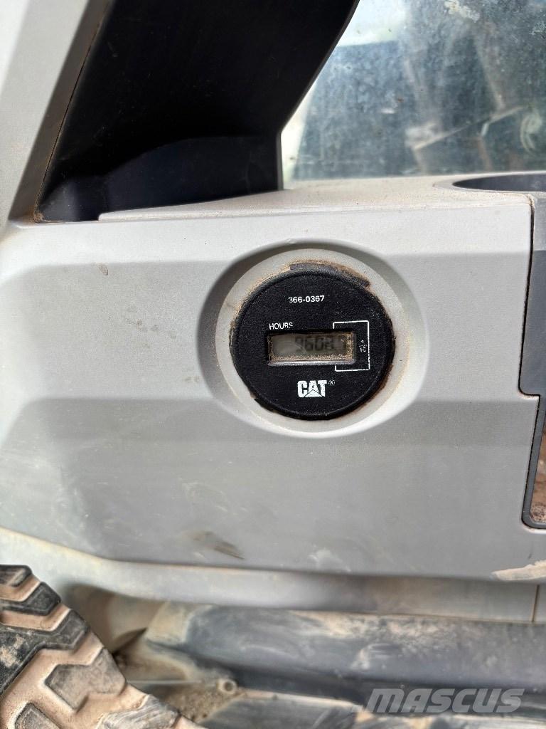 CAT 320 EL RR Telakaivukoneet