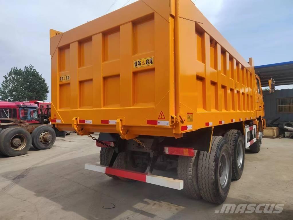 Shacman F3000 6x4 Sora- ja kippiautot