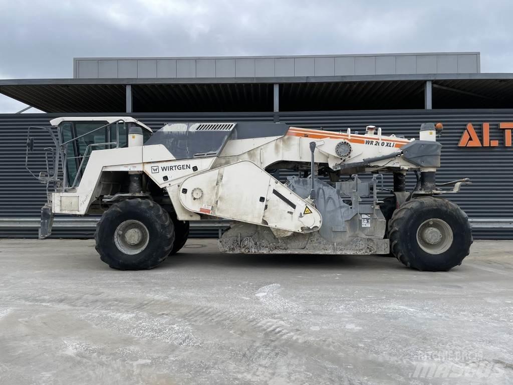 Wirtgen WR 200 XLI Asfaltin uusiokäyttölaitteet