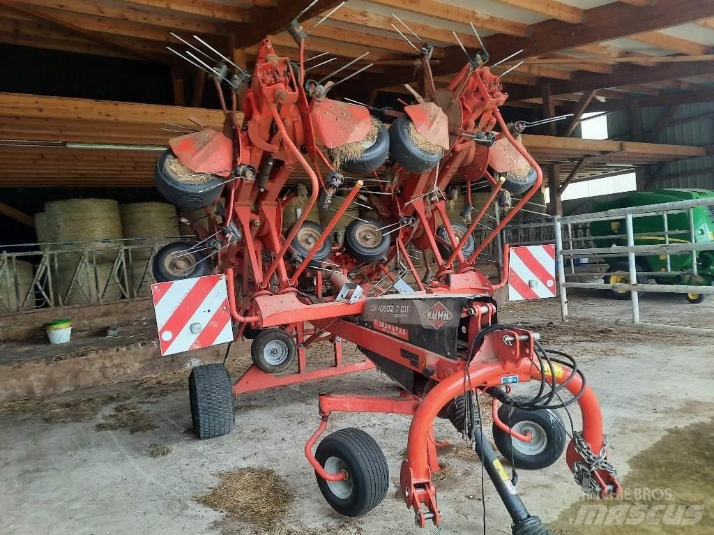 Kuhn Gf10802 tg2 Pöyhimet ja haravat