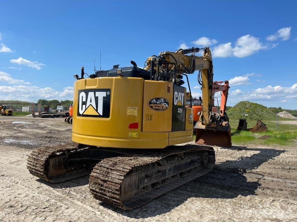 CAT 325 F Telakaivukoneet