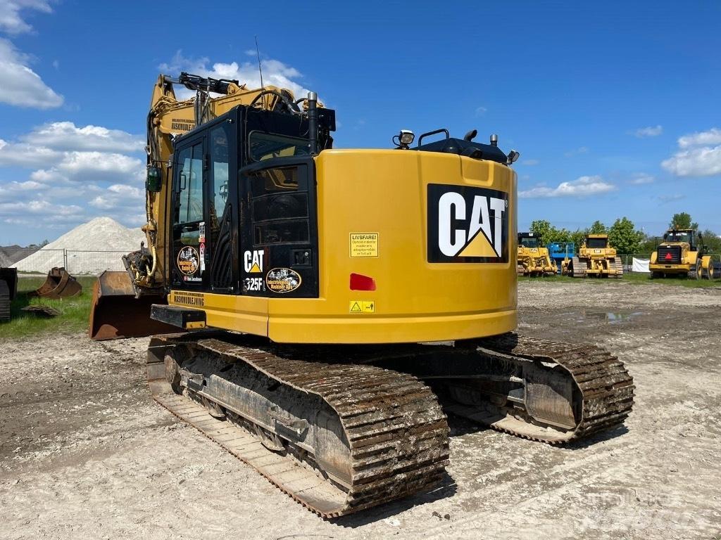 CAT 325 F Telakaivukoneet
