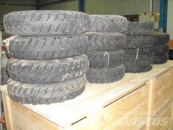  Truckdäck Muut haarukkatrukit