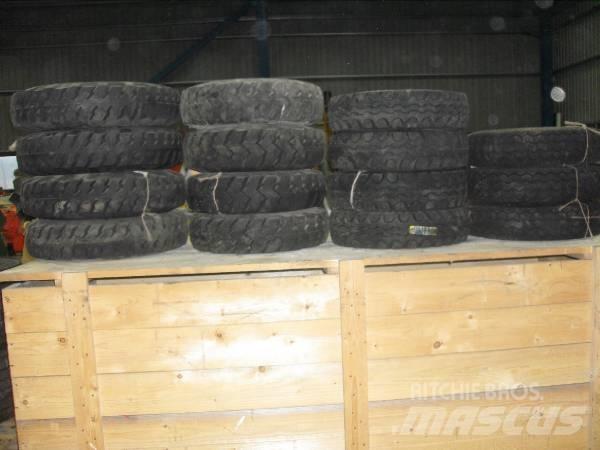  Truckdäck Muut haarukkatrukit