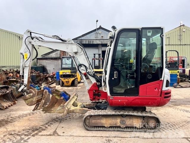 Takeuchi TB 230 Minikaivukoneet < 7t