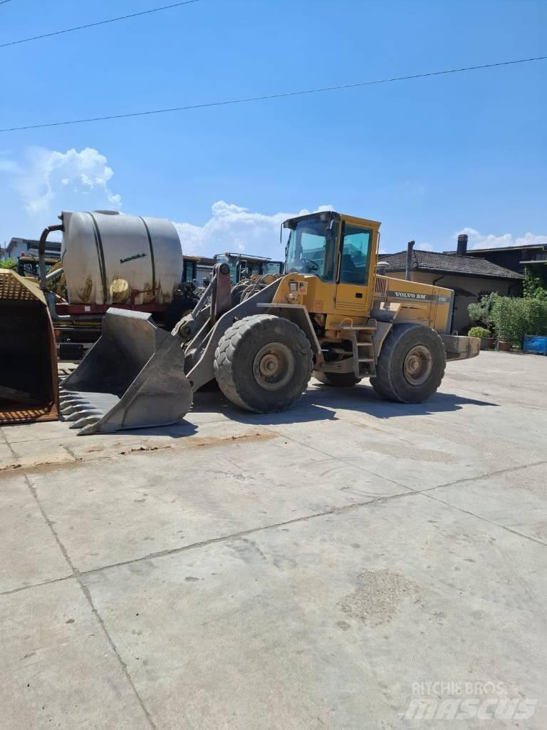 Volvo L 120 C Pyöräkuormaajat