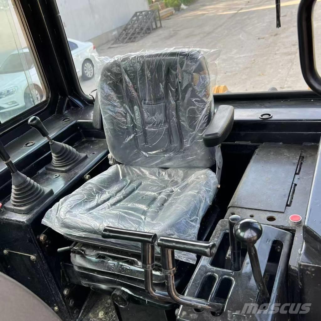 CAT D 7 G Tiehöylät