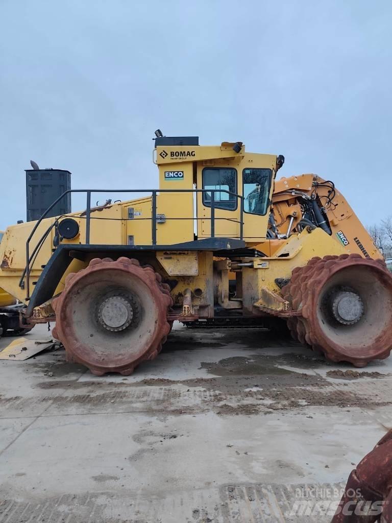 Bomag BC 972 RB Kaatopaikkajyrät