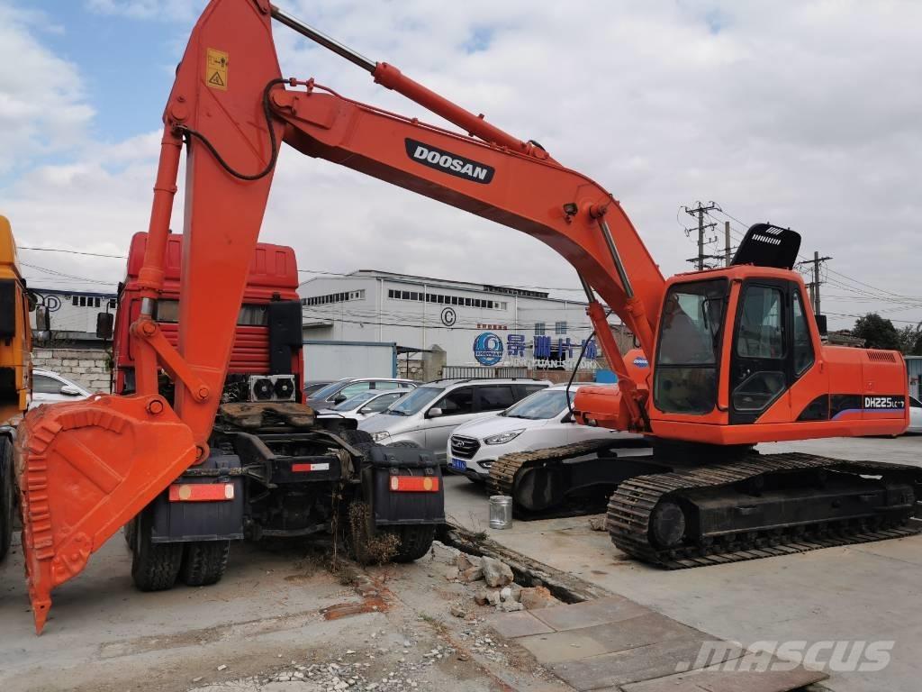 Doosan DH225LC-7 Telakaivukoneet