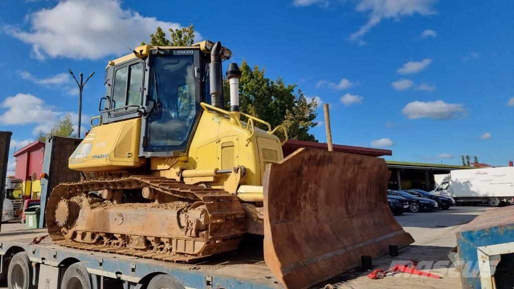 Komatsu D 51 EX-22 Telaketjupuskutraktorit