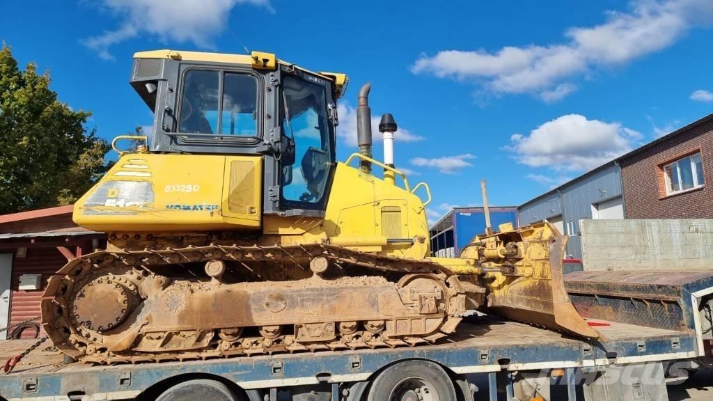 Komatsu D 51 EX-22 Telaketjupuskutraktorit