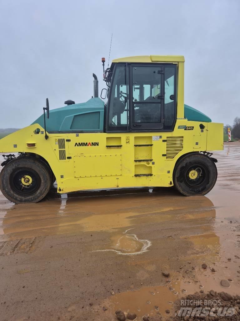 Ammann ART 240 Kumipyöräjyrät