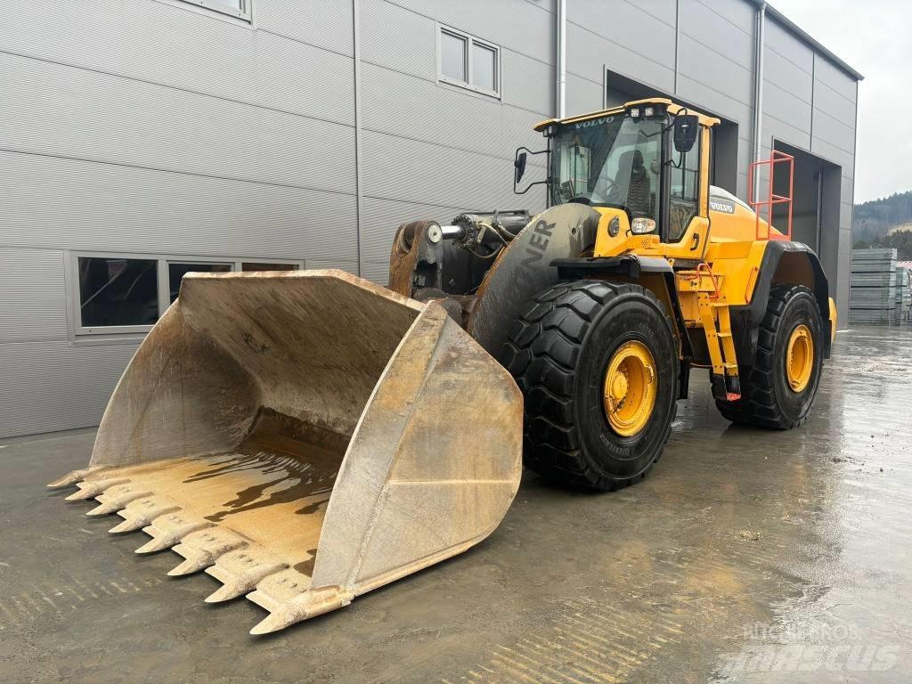 Volvo L250H Pyöräkuormaajat