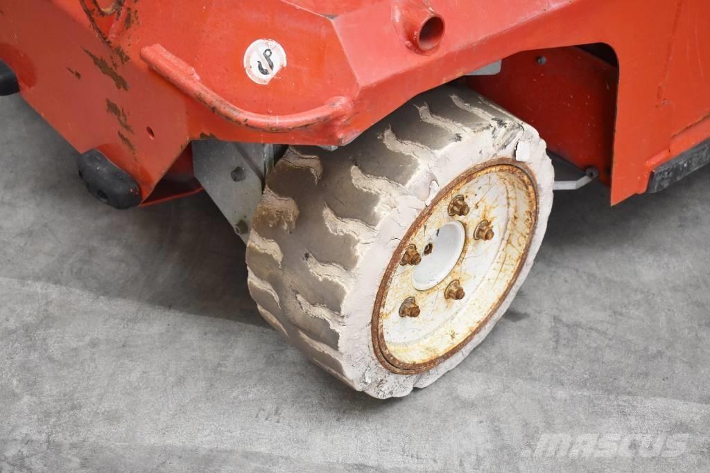 PB Lift S171-12E Saksilavat