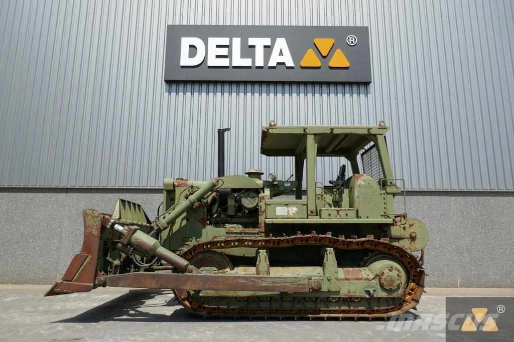 CAT D7F Ex-army Telaketjupuskutraktorit