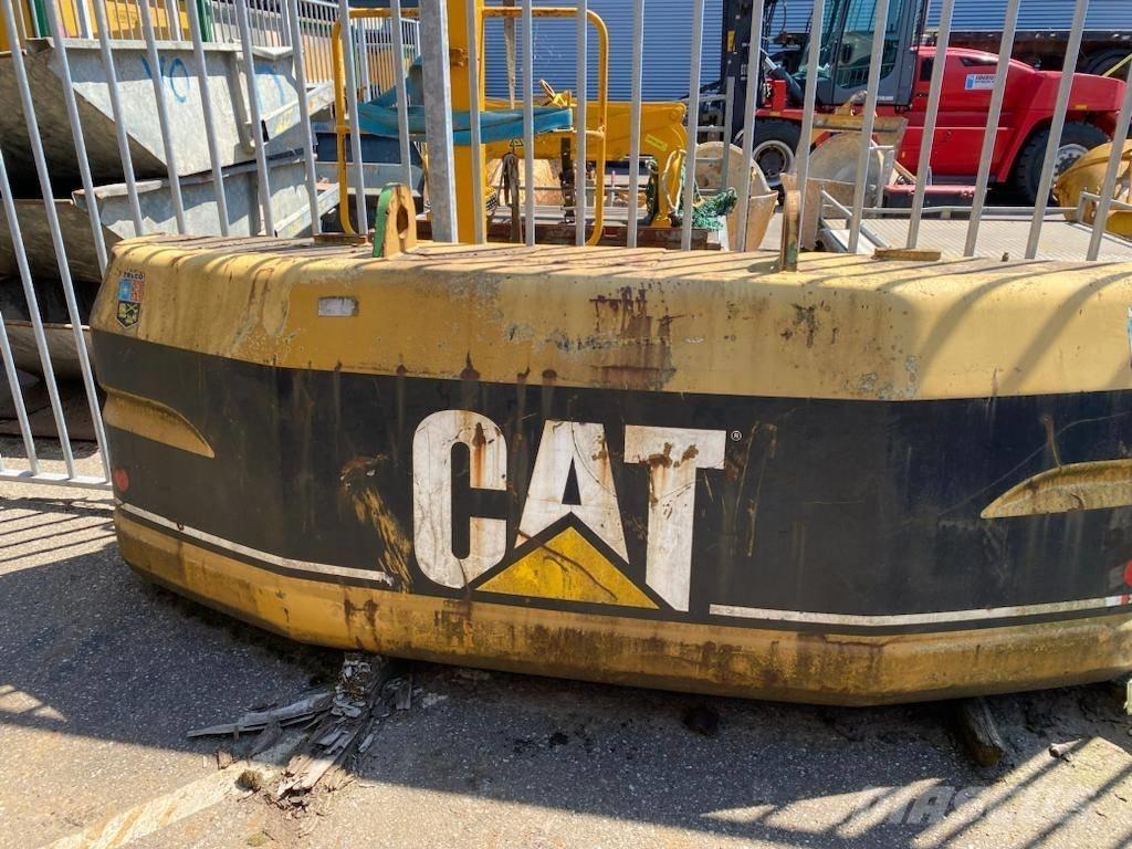 CAT 320, 320B, 320BL Alusta ja jousitus