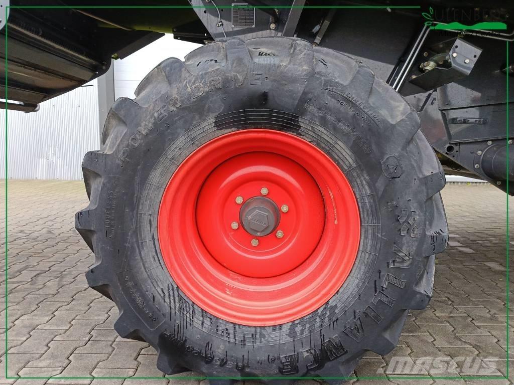 CLAAS Tucano 420 Leikkuupuimurit