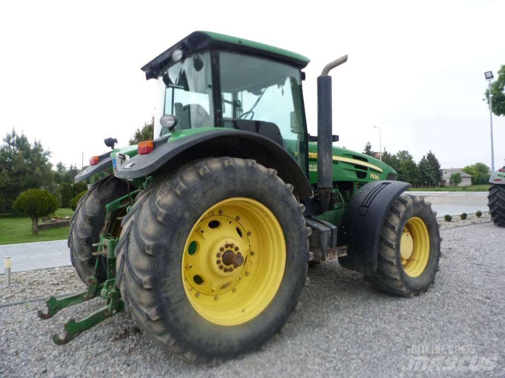 John Deere 7930 Traktorit