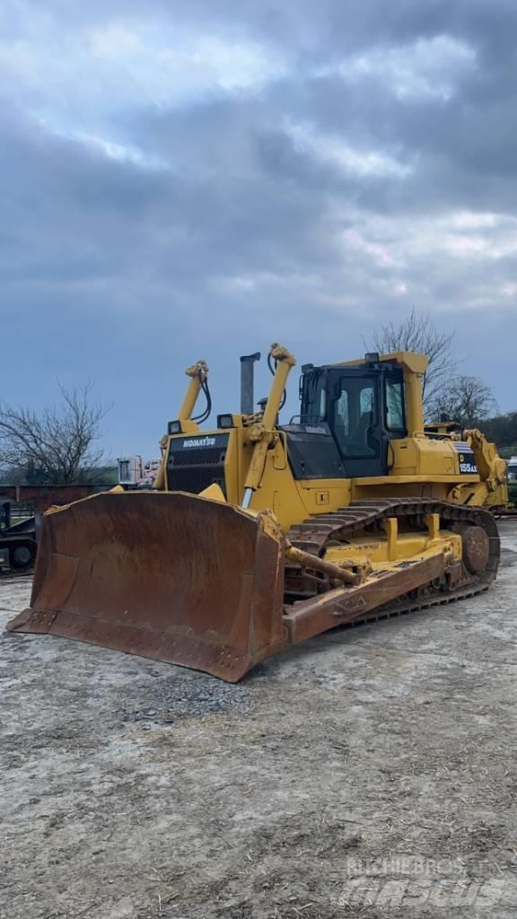 Komatsu D 155 AX-5 Telaketjupuskutraktorit