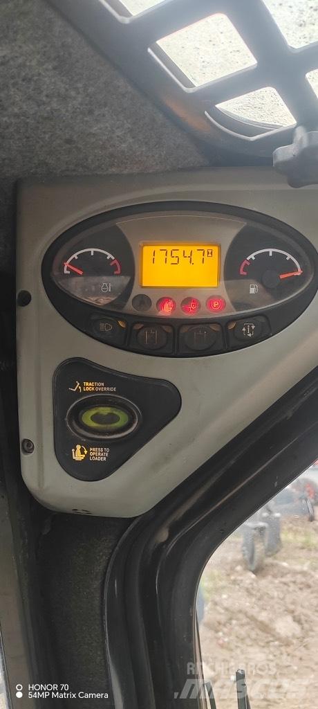 Bobcat S 220 Liukuohjatut kuormaajat