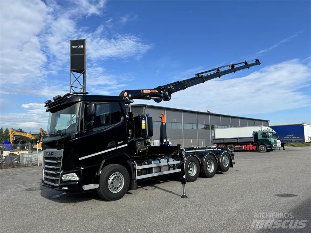 DAF XF 530 FAW 8X4 Nosturiautot