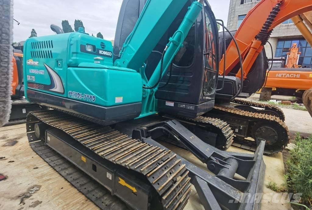 Kobelco SK 75 Midikaivukoneet 7t - 12t