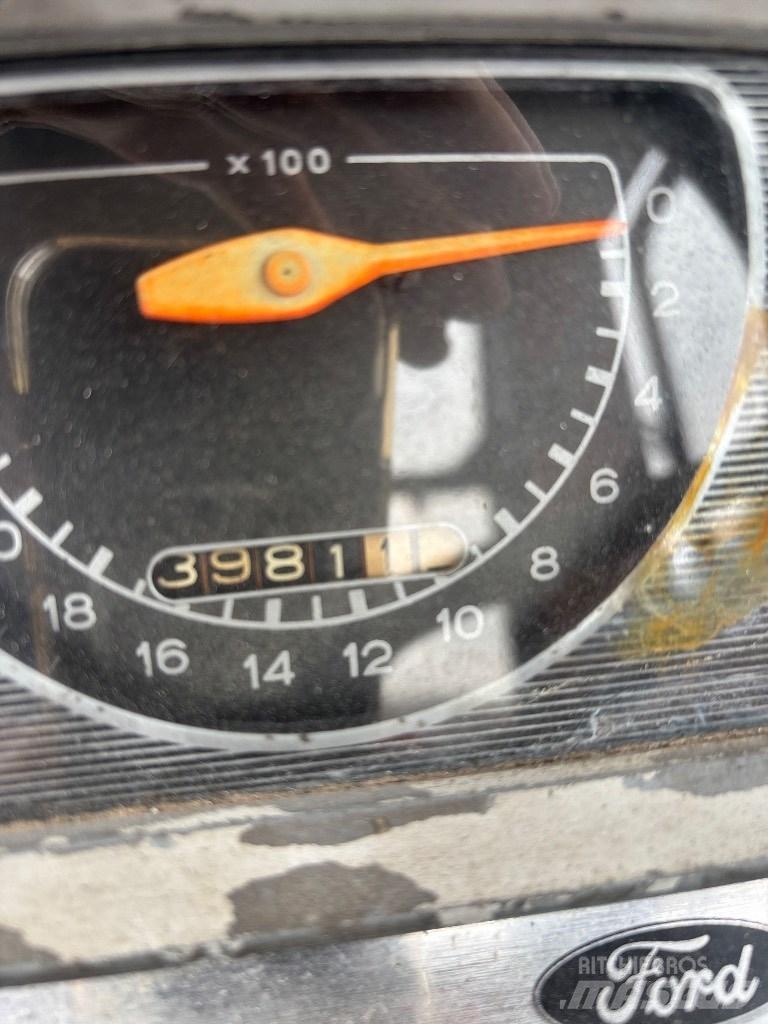 Ford 7000 Traktorit