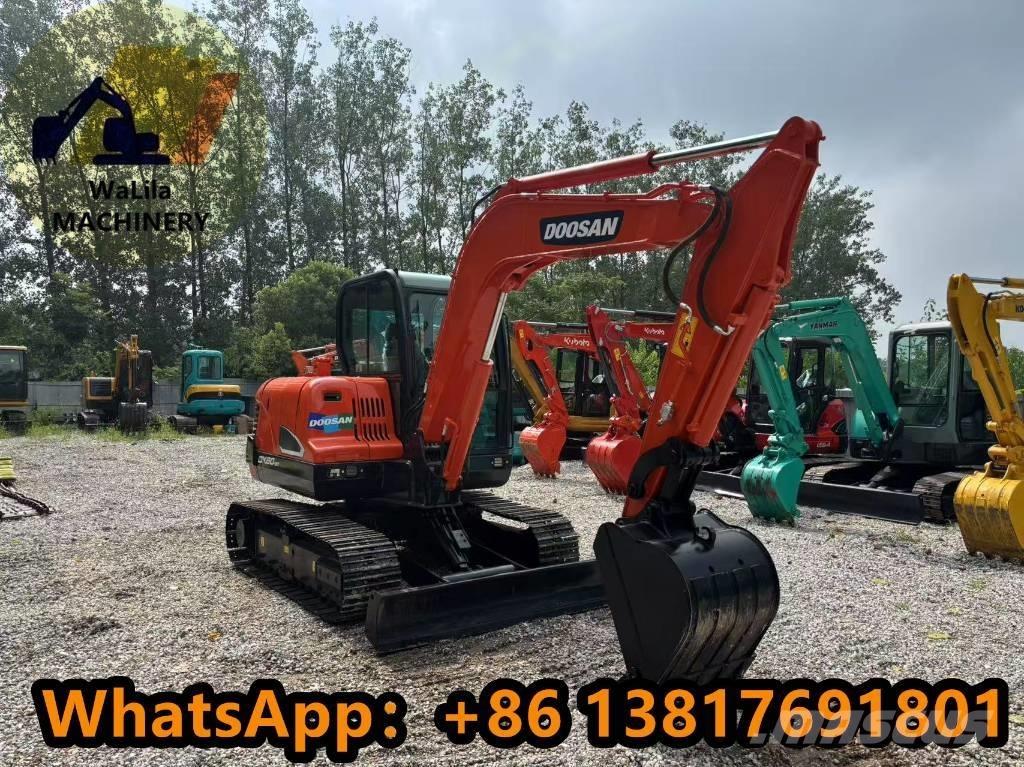 Doosan DX 60 Minikaivukoneet < 7t