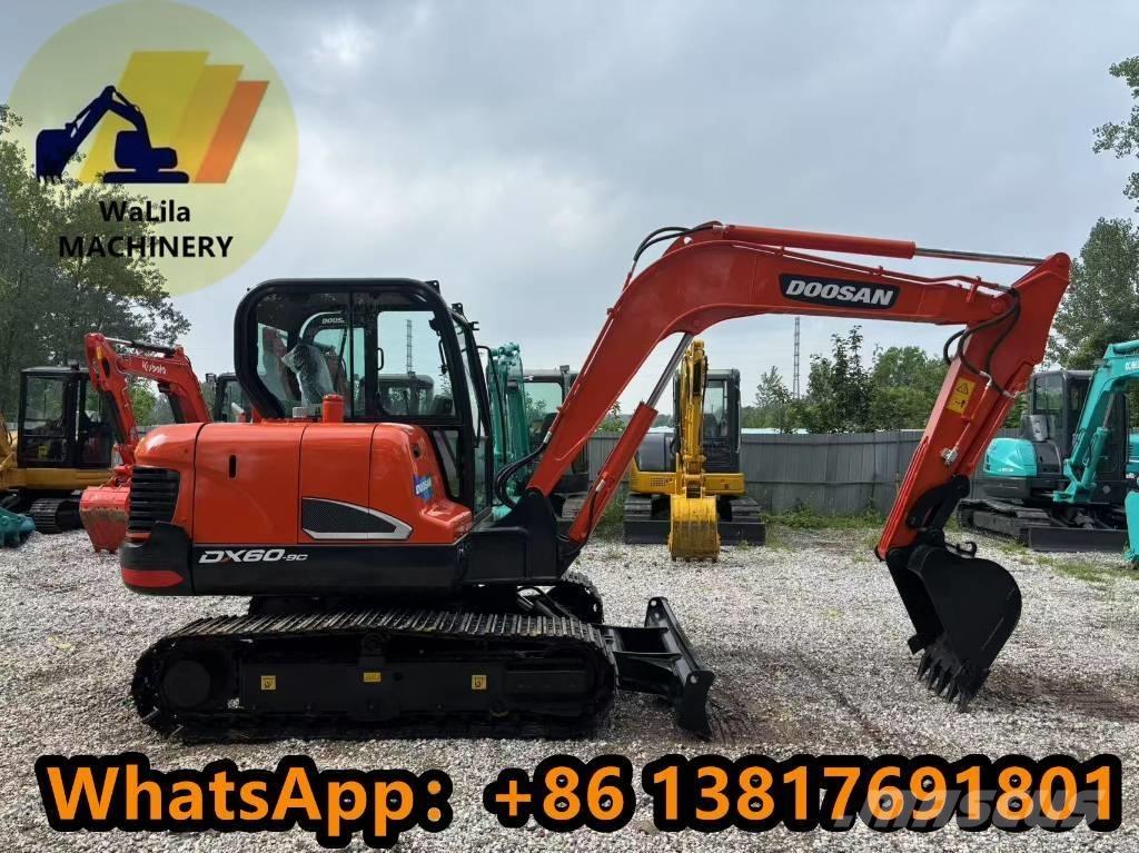 Doosan DX 60 Minikaivukoneet < 7t