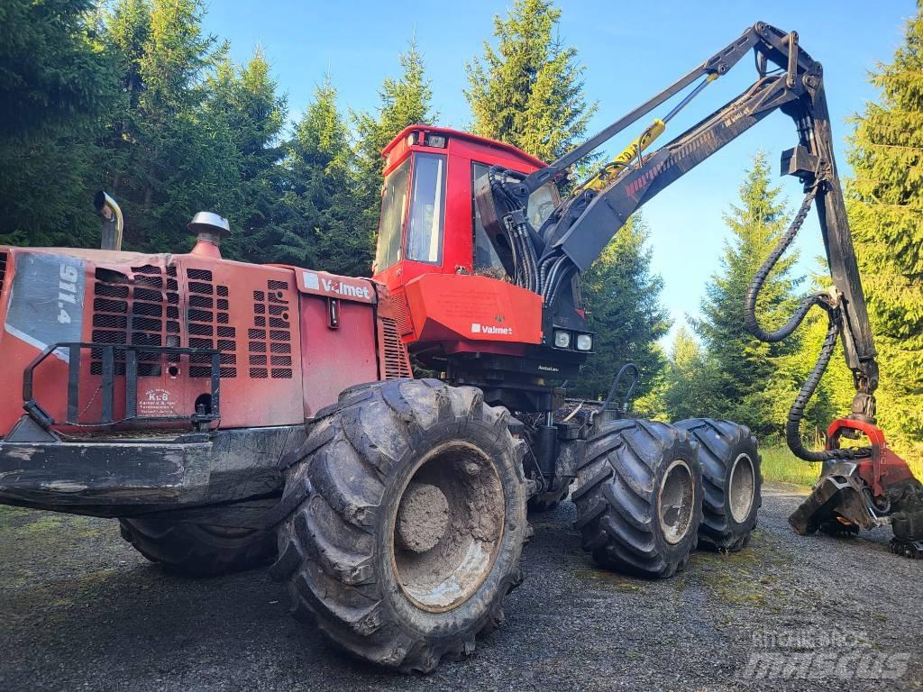 Komatsu 911.4 Harvesterit