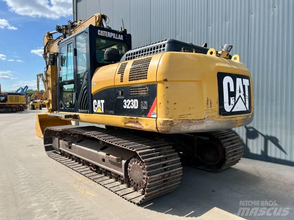 CAT 323D LN VA Telakaivukoneet