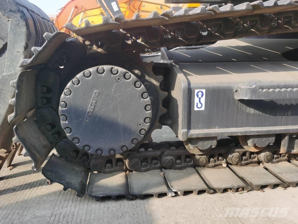 Volvo EC 250 D L Telakaivukoneet