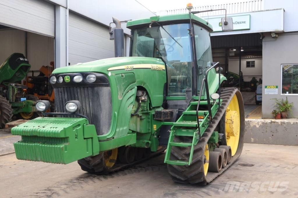 John Deere 8520 T Traktorit