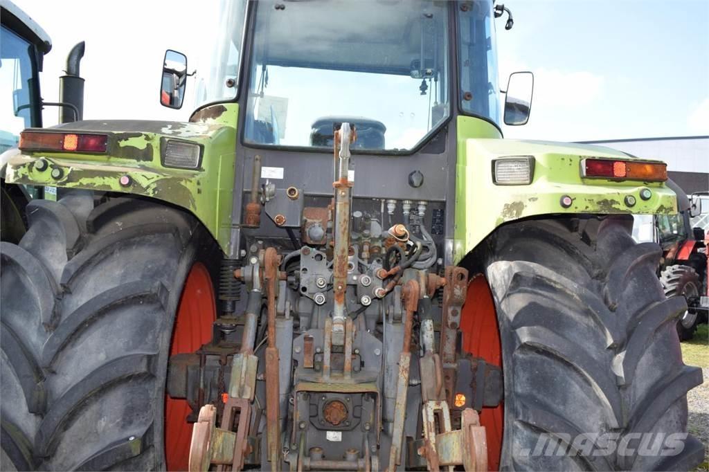 CLAAS Ares 697 ATZ Traktorit