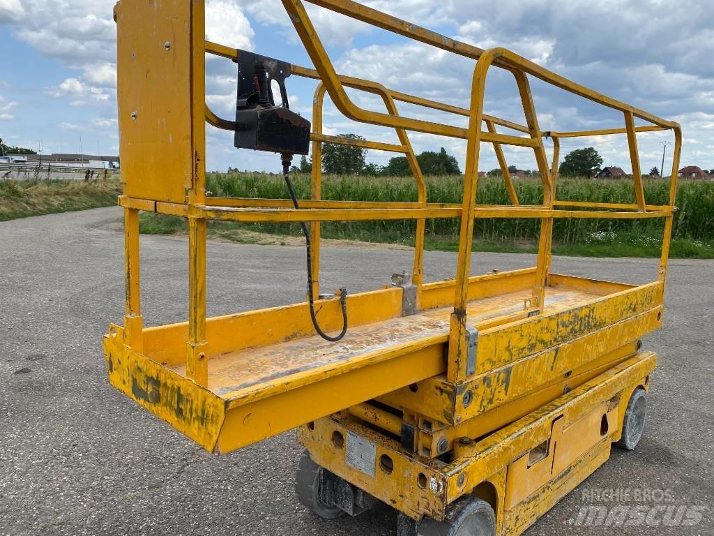 Haulotte Compact 8 Saksilavat