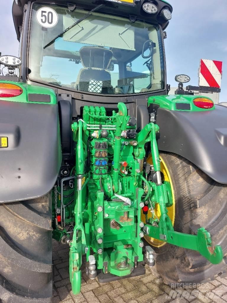 John Deere 6R185 Traktorit