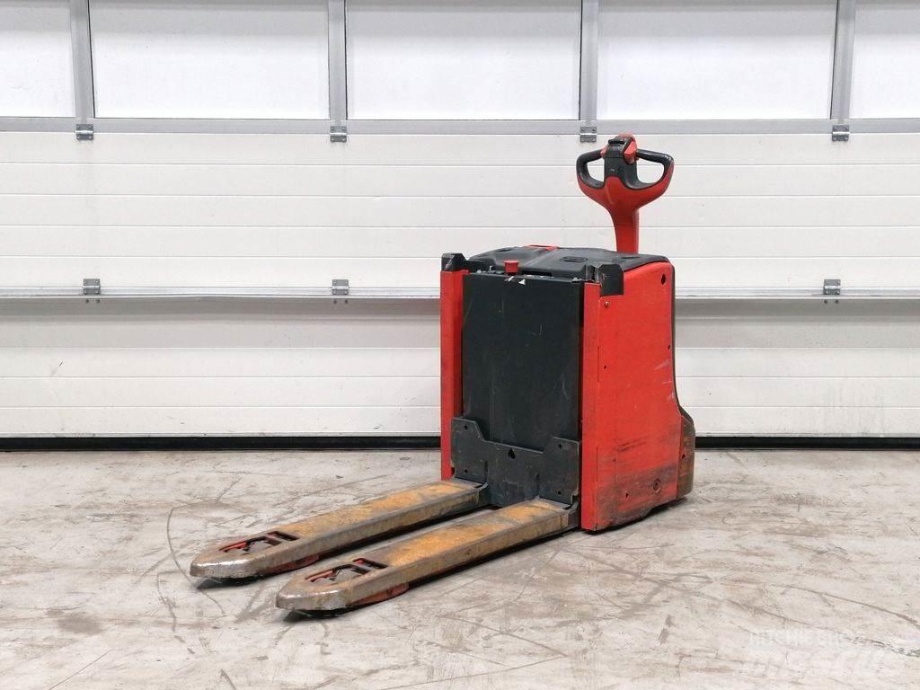 Linde T16L Lavansiirtotrukit
