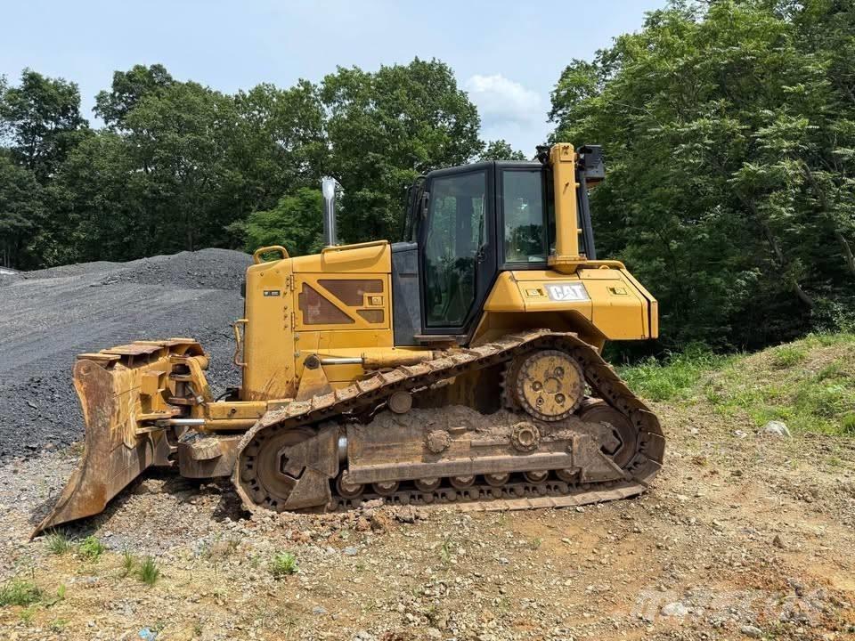 CAT D 6 N XL Telaketjupuskutraktorit
