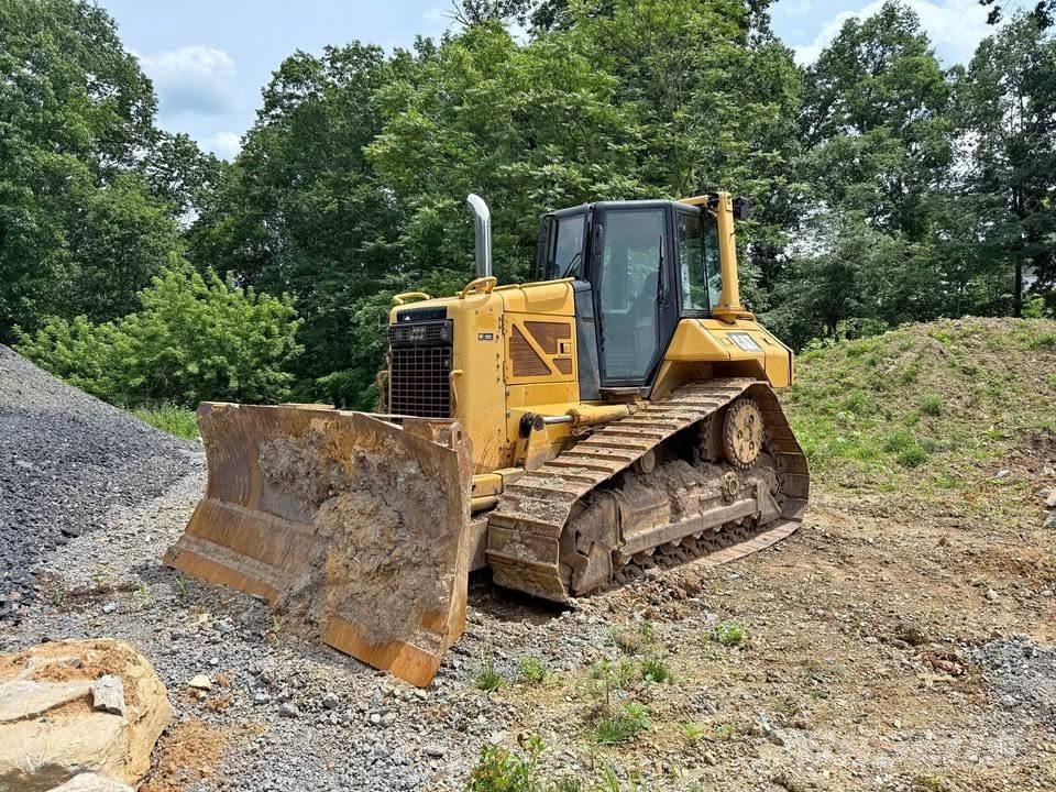 CAT D 6 N XL Telaketjupuskutraktorit