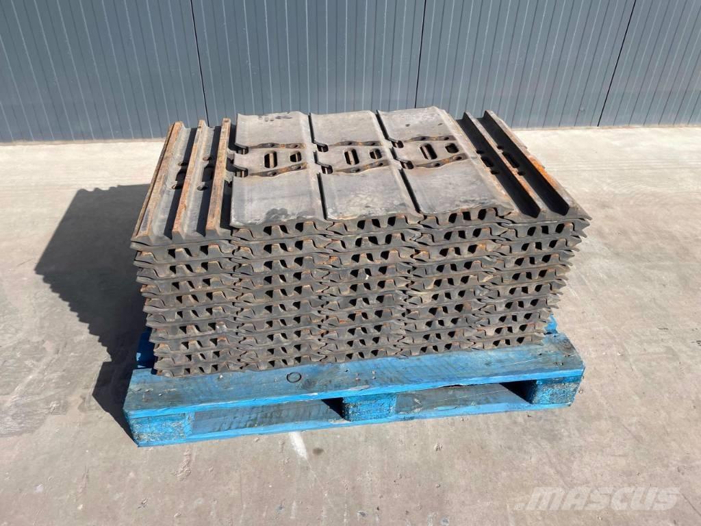 JCB JS240 Ketjut, telat ja alustat