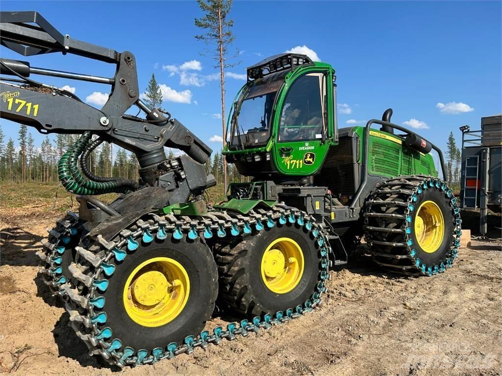 John Deere 1470G Harvesterit